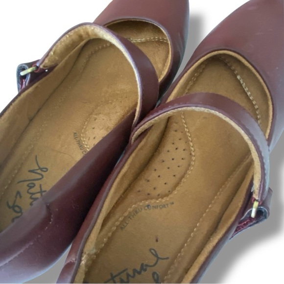 Natural Soul Women’s Maritza Mary Jane Almond Toe Faux Leather‎ Brown Wedge - Picture 5 of 7